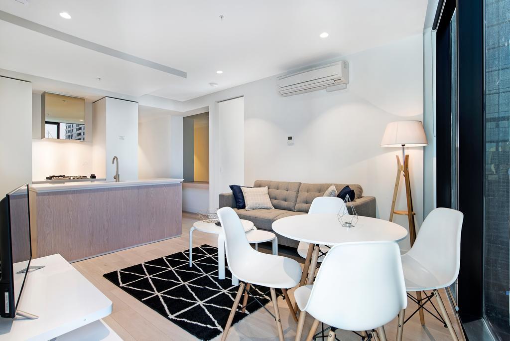 Ifsuites Eq Tower Apartment