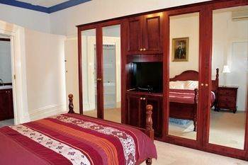 Bed & Breakfast Georgian Court 3*