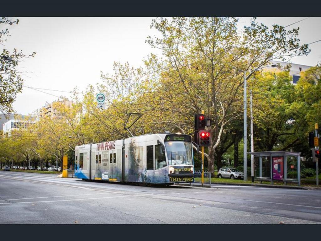 Leopold 615 On St Kilda Road *