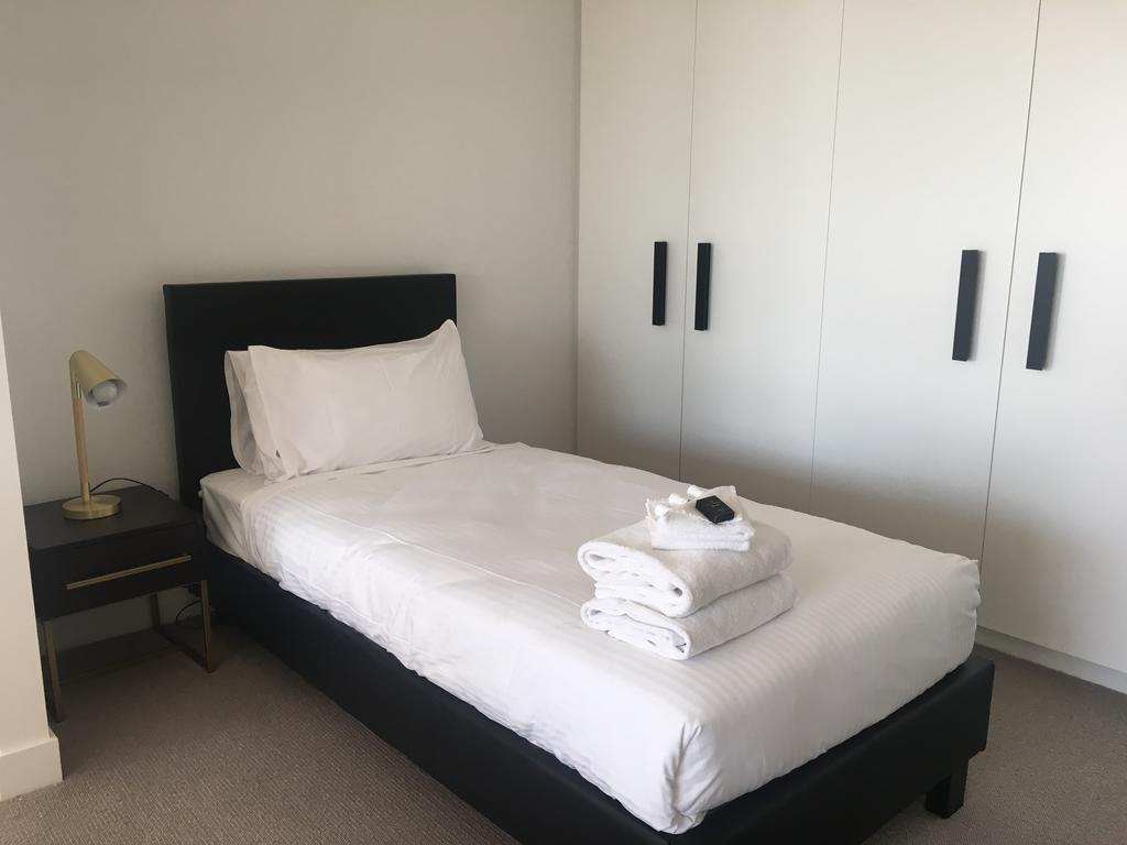 1st Choice - Docklands Apartment Melbourne