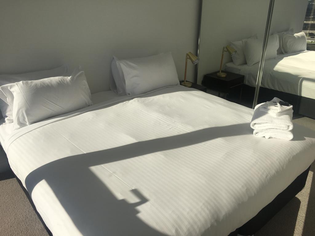 Apartment 1st Choice - Docklands