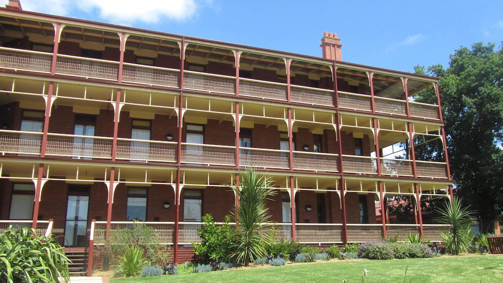 Hostel Yarra House *