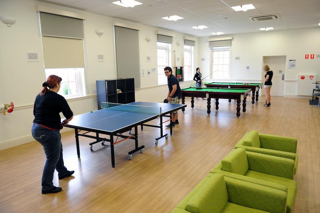 Yarra House Hostel *