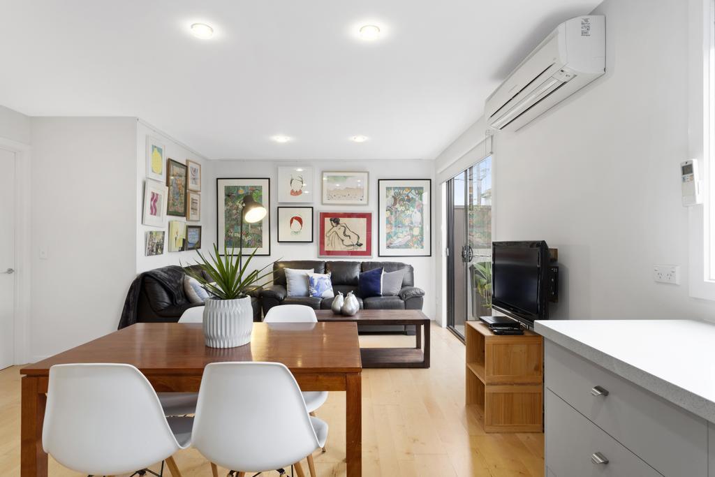 Manallack Boyd And Whiteley Apartment