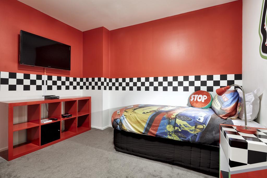 Pegasus Aparthotel 4*
