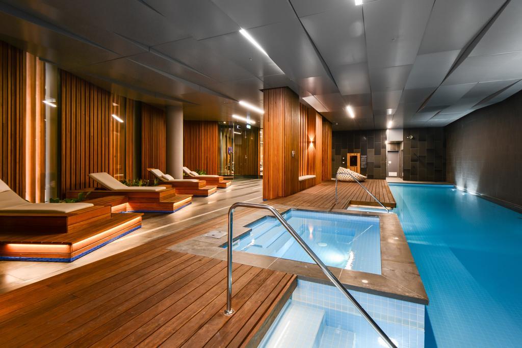 1st Choice - Docklands Apartment *