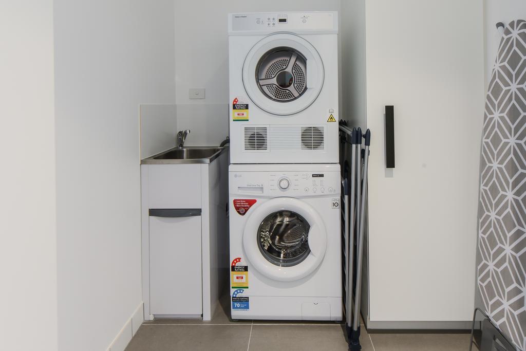 Apartment 1st Choice - Docklands