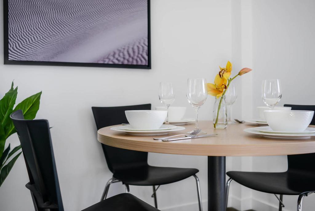 Apartment 1st Choice - Docklands *