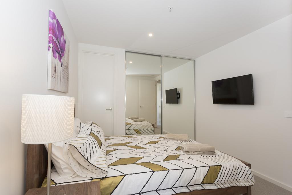 Apartment ☆ Heart Of St Kilda ☆ Infinity Pool+parking+wifi