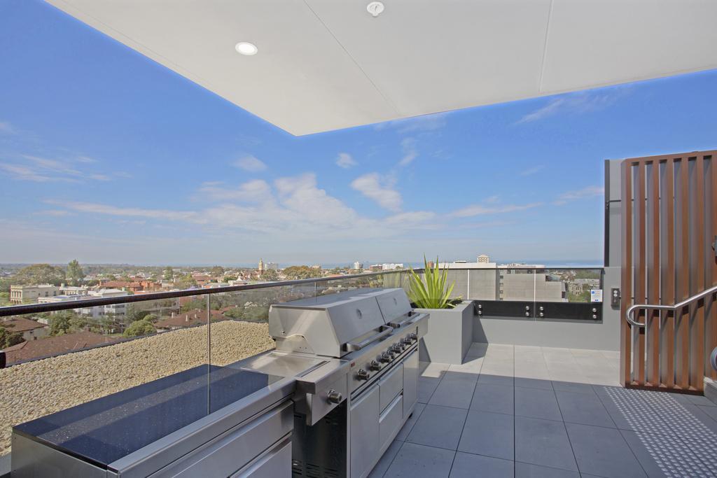 ☆ Heart Of St Kilda ☆ Infinity Pool+parking+wifi * Melbourne