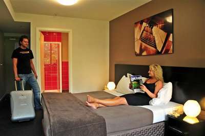 Nomads Backpackers Hostel