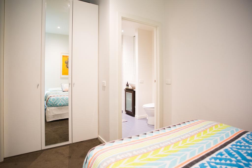2 Bd Central Melbourne Apartment Melbourne