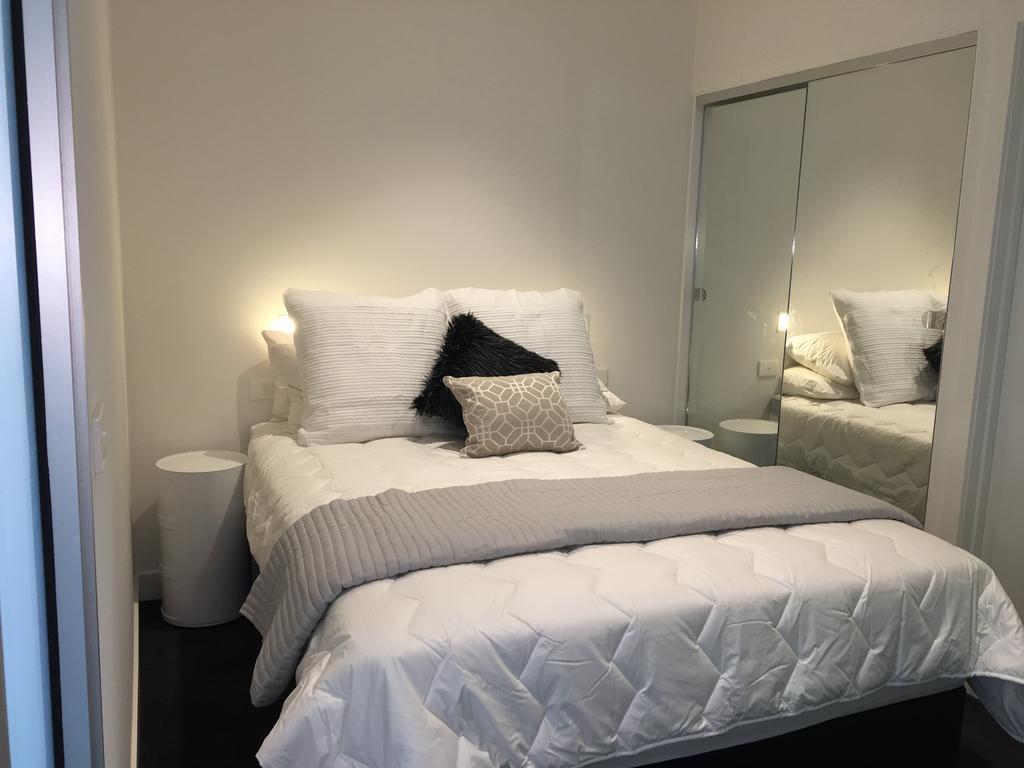 Absolute Collins Apartment *