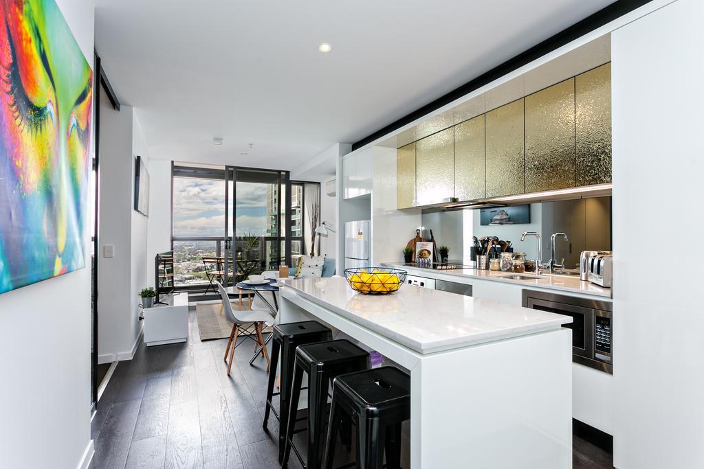 Complete Host Manhattan Apartment *