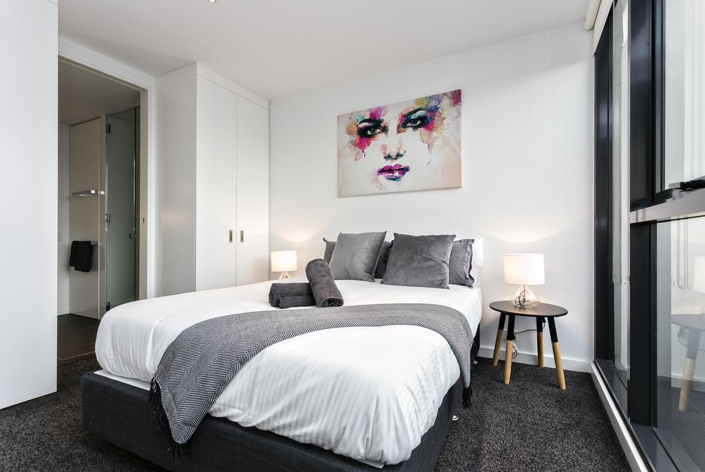 Complete Host Guilfoyle Apartment