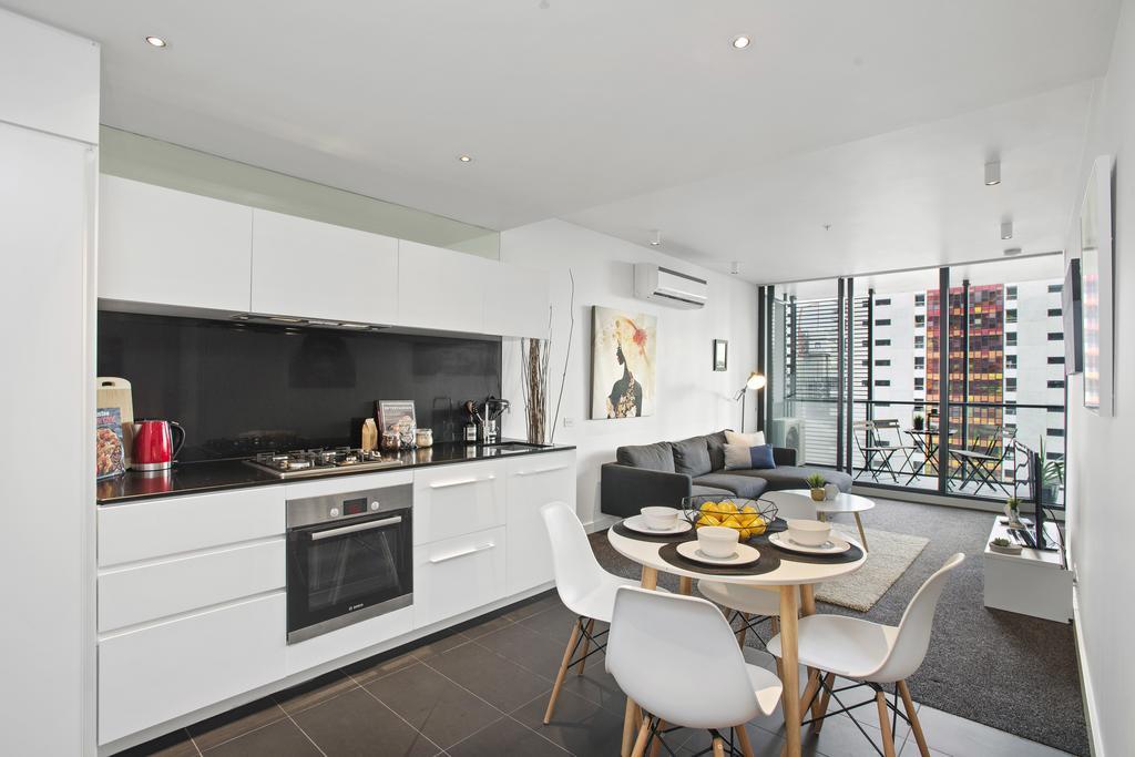 Complete Host Guilfoyle Apartment Melbourne