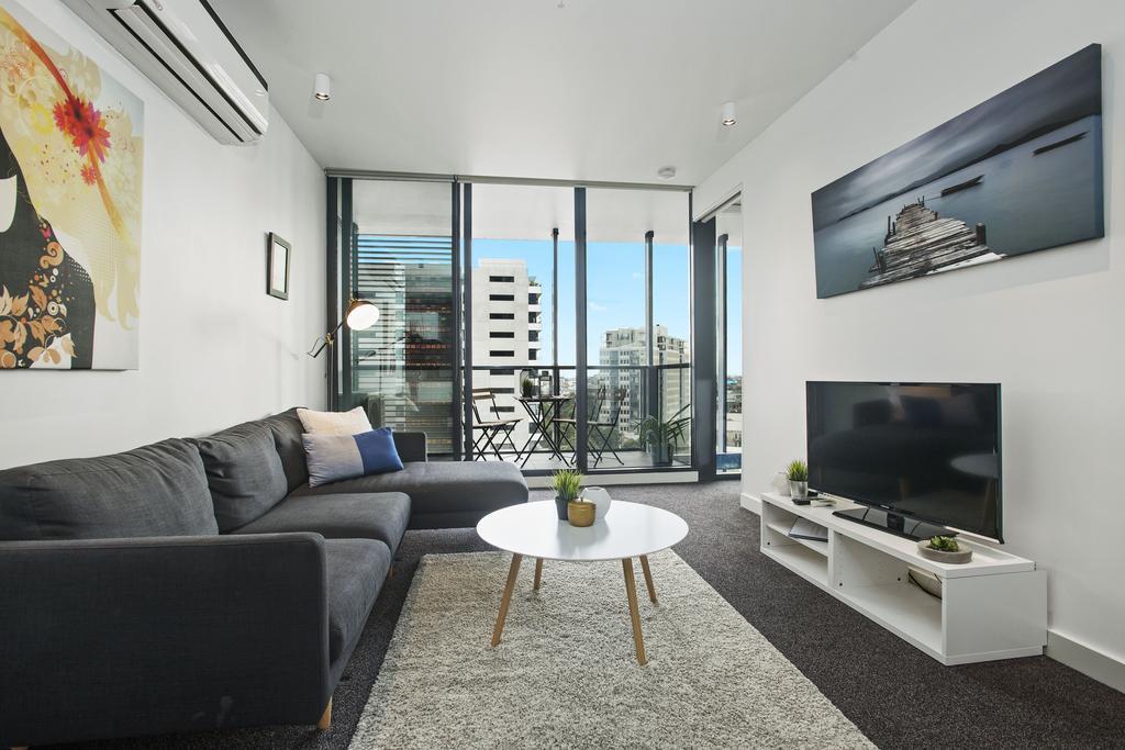 Apartment Complete Host Guilfoyle *