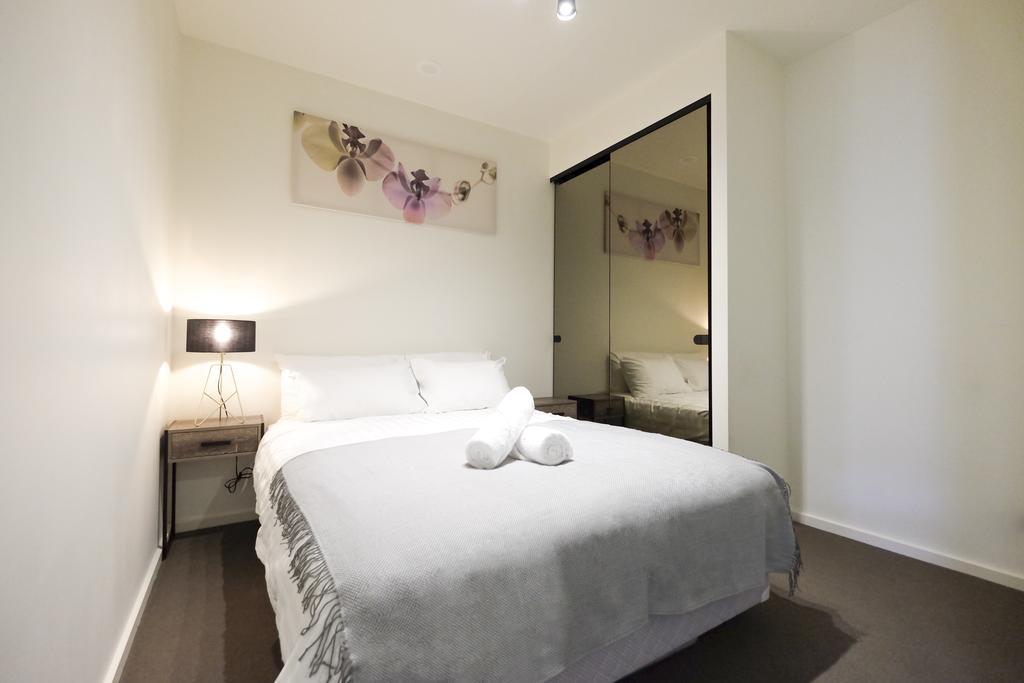 Mono Apartments On Zen Apartment *