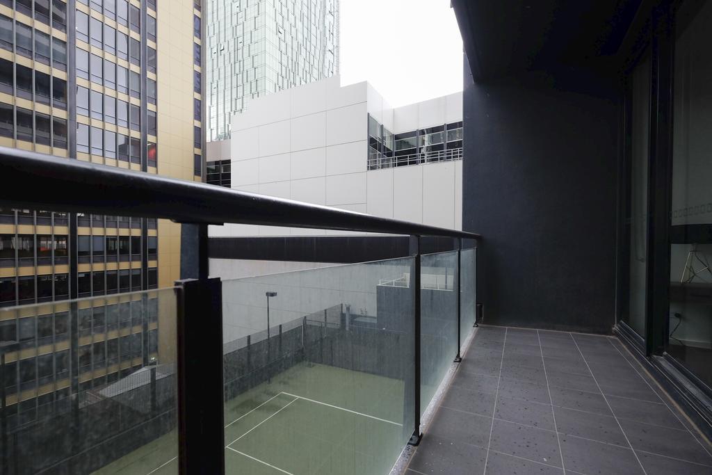 Apartment Mono Apartments On Zen Melbourne