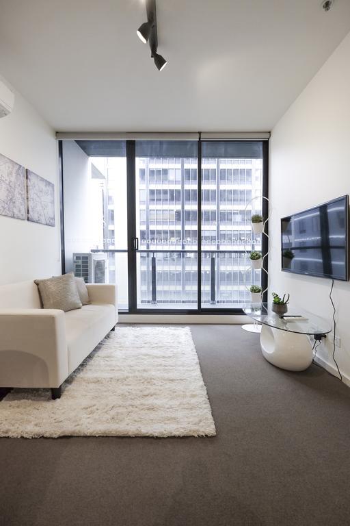Mono Apartments On Zen *