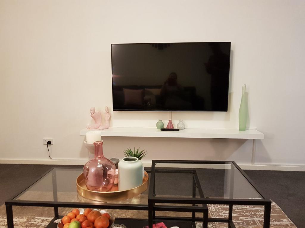 225 Tower Apartment *