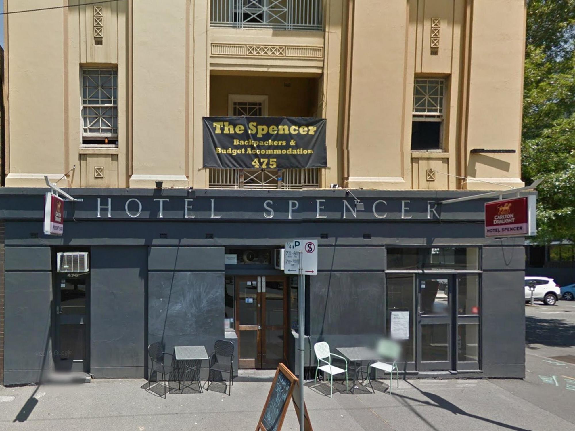 Mad Monkey Melbourne Hostel *