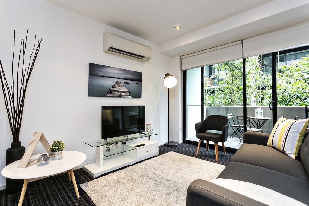 Complete Host Halo * Melbourne