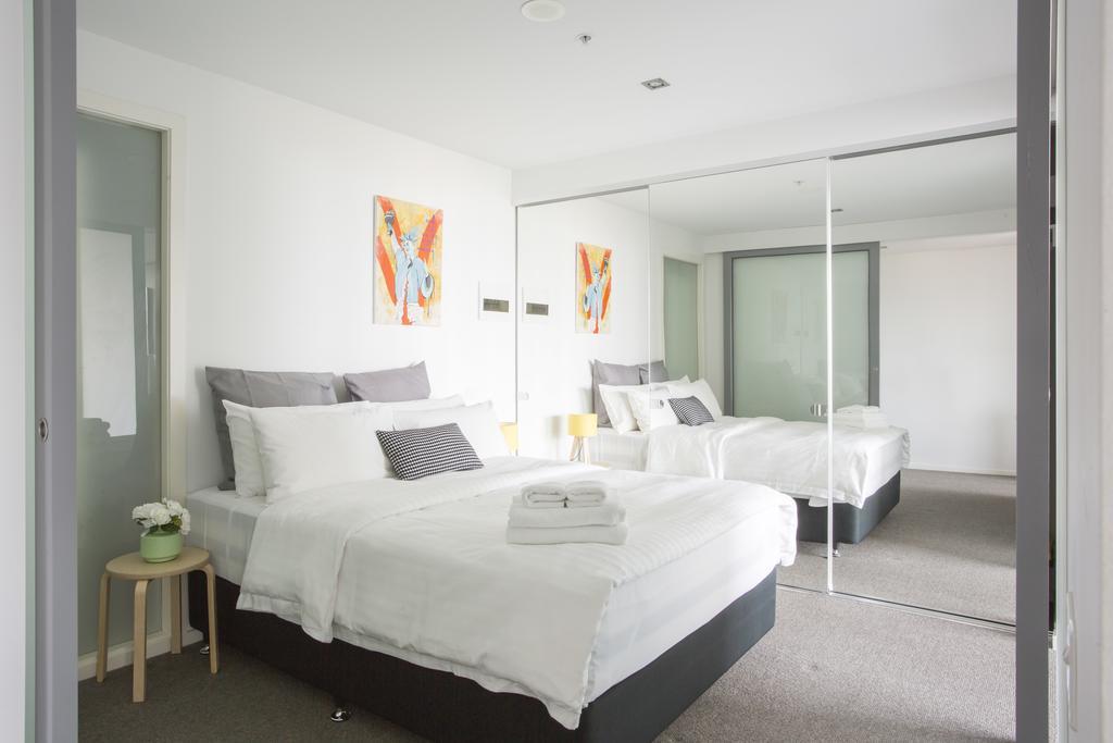 Canvas Suites On Downie