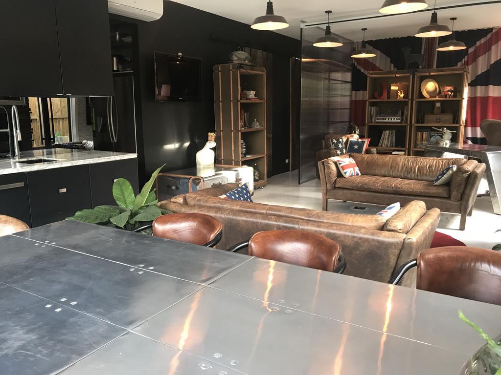 The House Of Windsor Apartment Melbourne