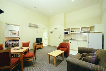 Breakfree Heritage On Little Bourke Hotel 4*