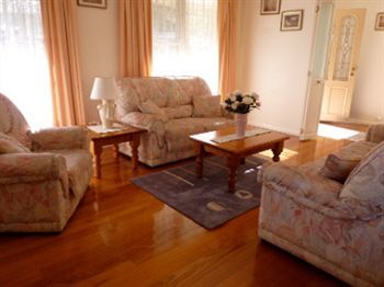 Holiday home Australian Away @ Doncaster Grange Park