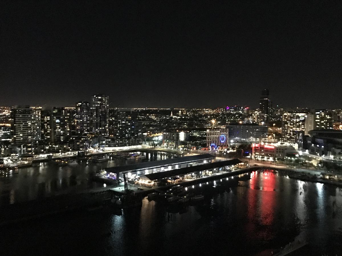Docklands Convesso Seaview *