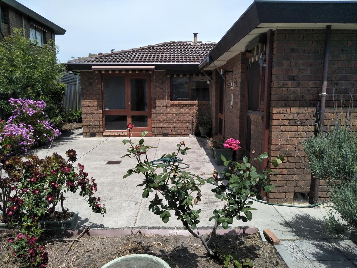 Caulfield Family With Large Space