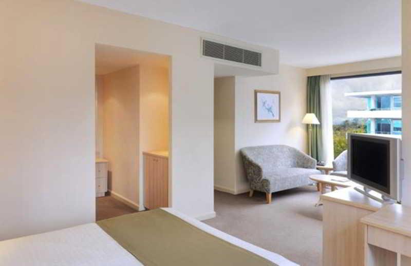 Hotel Bayview On The Park 4*