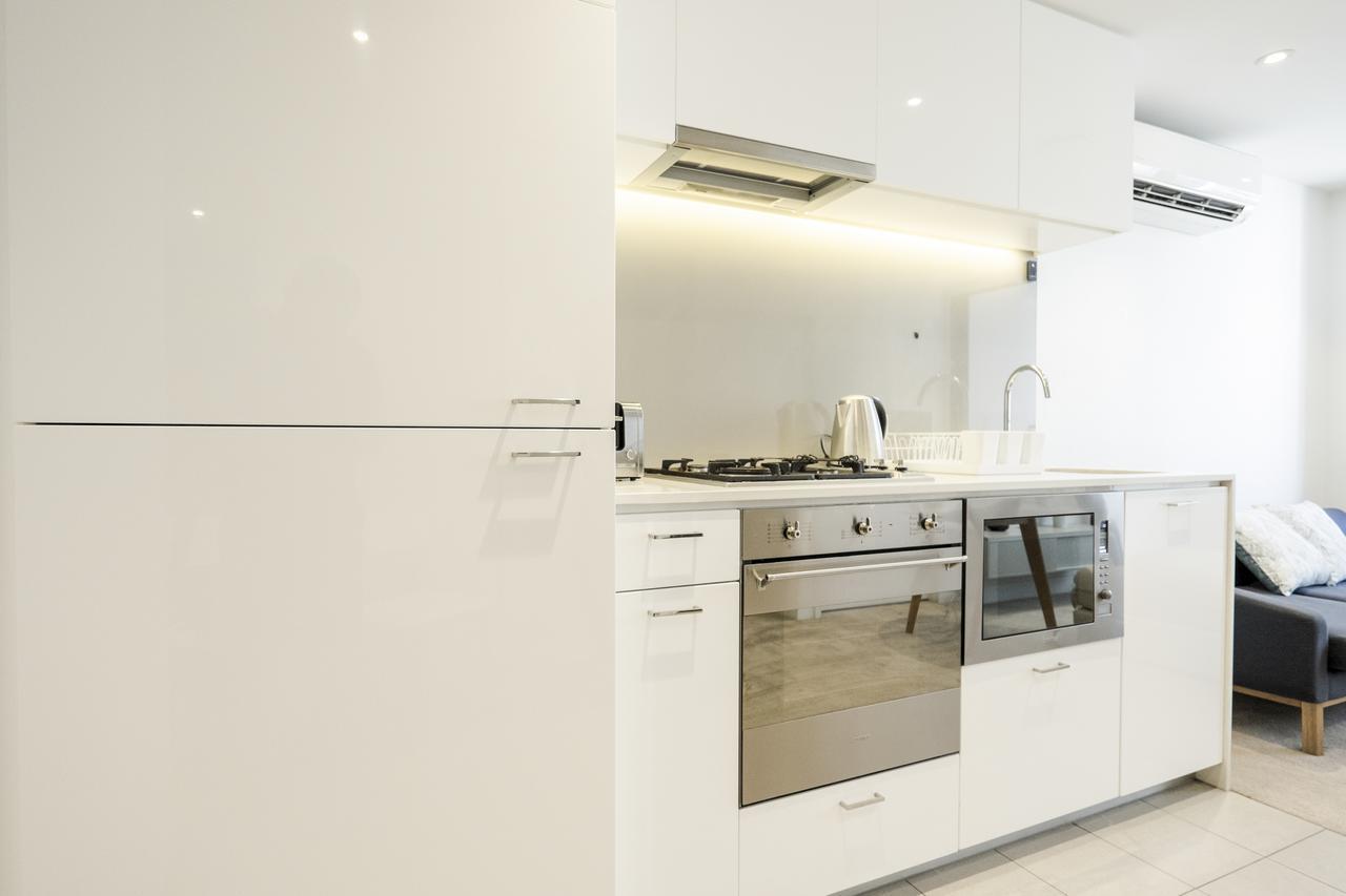 Mono Apartments On Franklin Street Apartment *