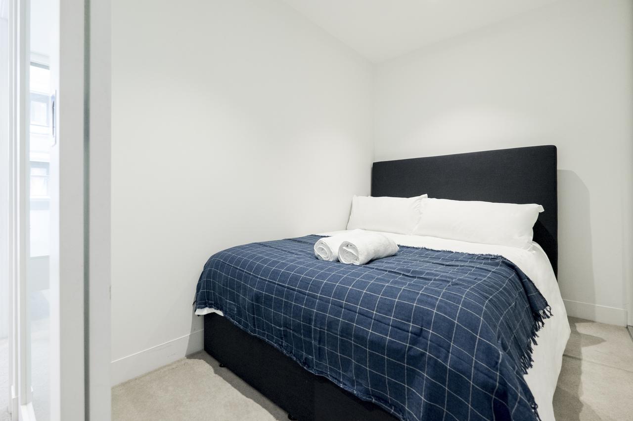 Mono Apartments On Franklin Street Apartment Melbourne