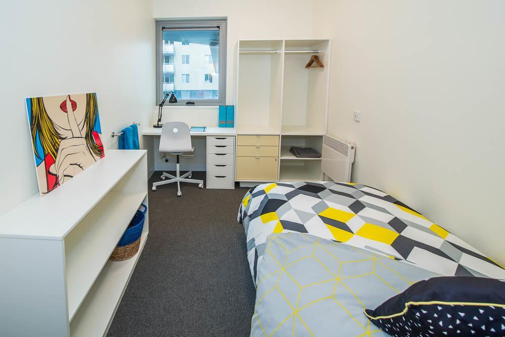 Student Village 3*