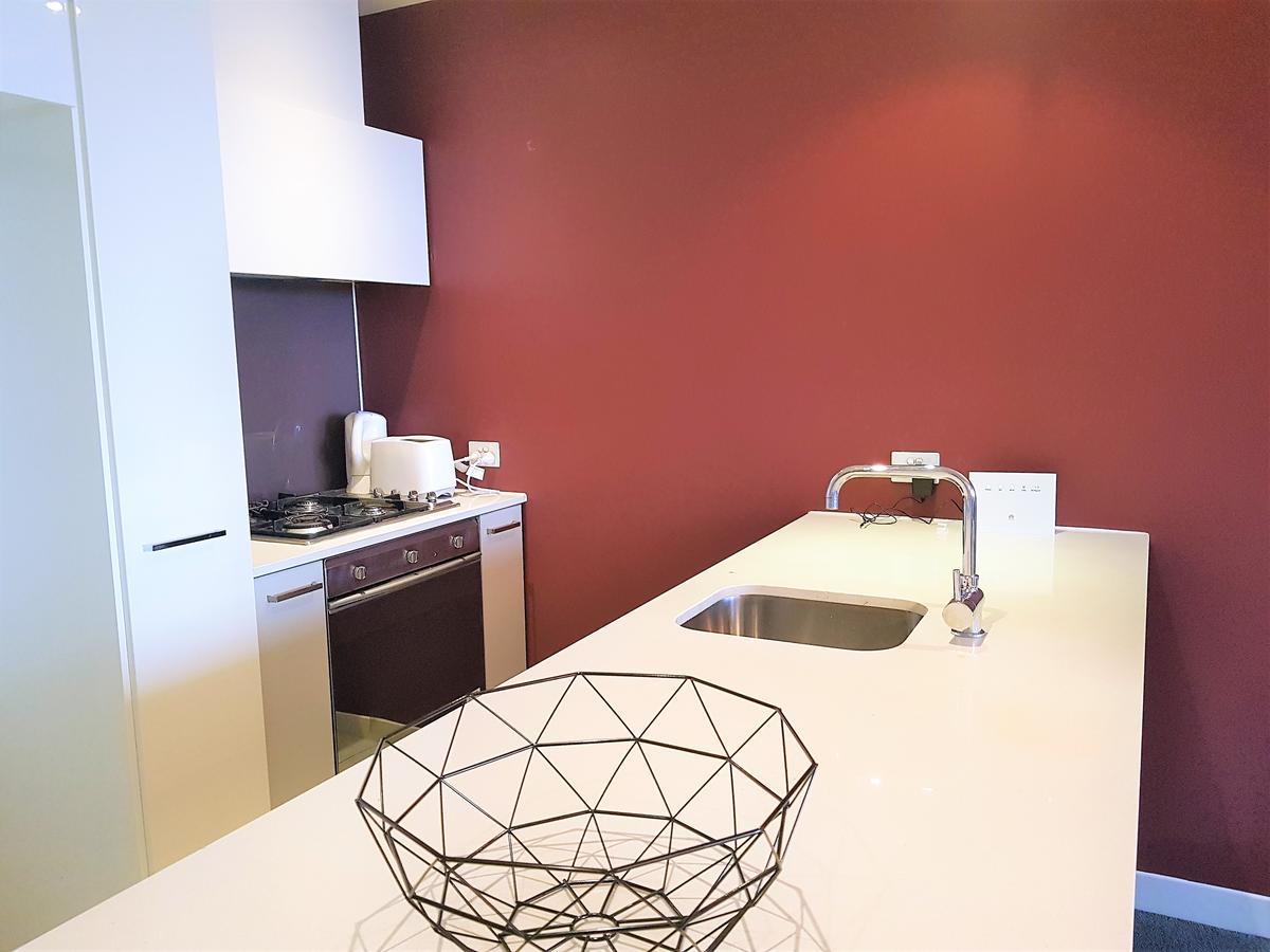 Apartment Readyset On Spencer *