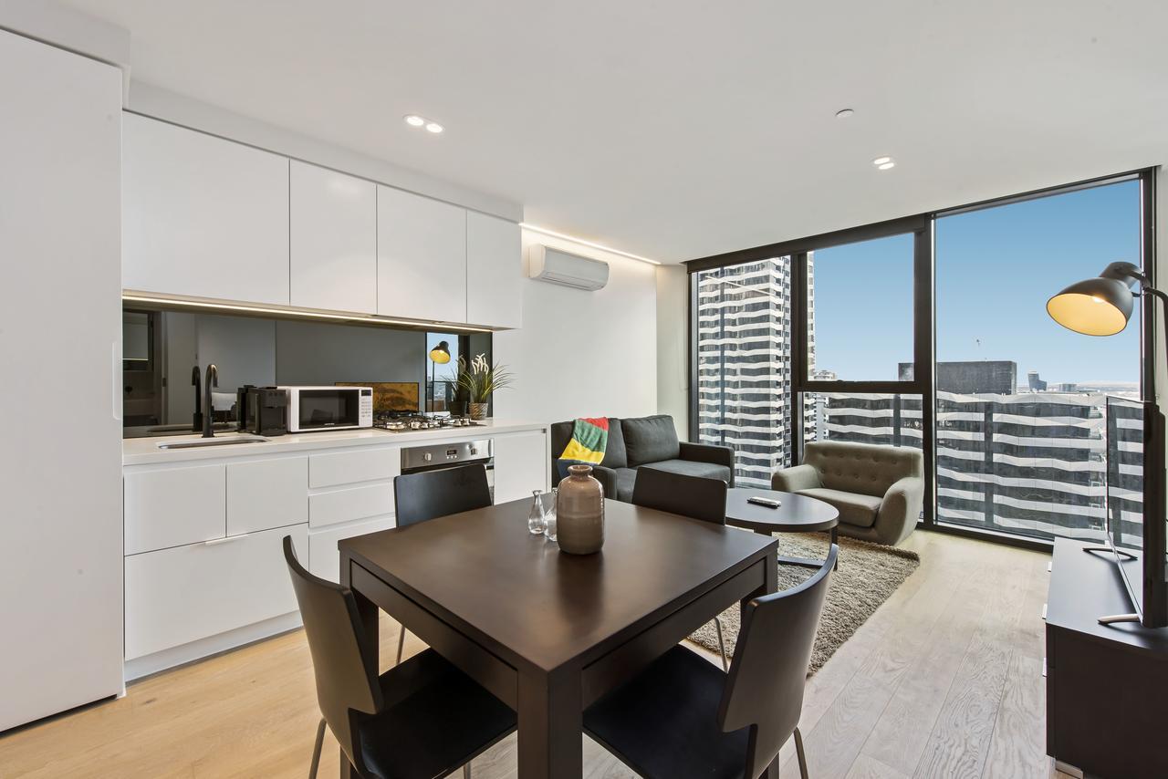 Serviced Lighthouse Aparthotel Melbourne