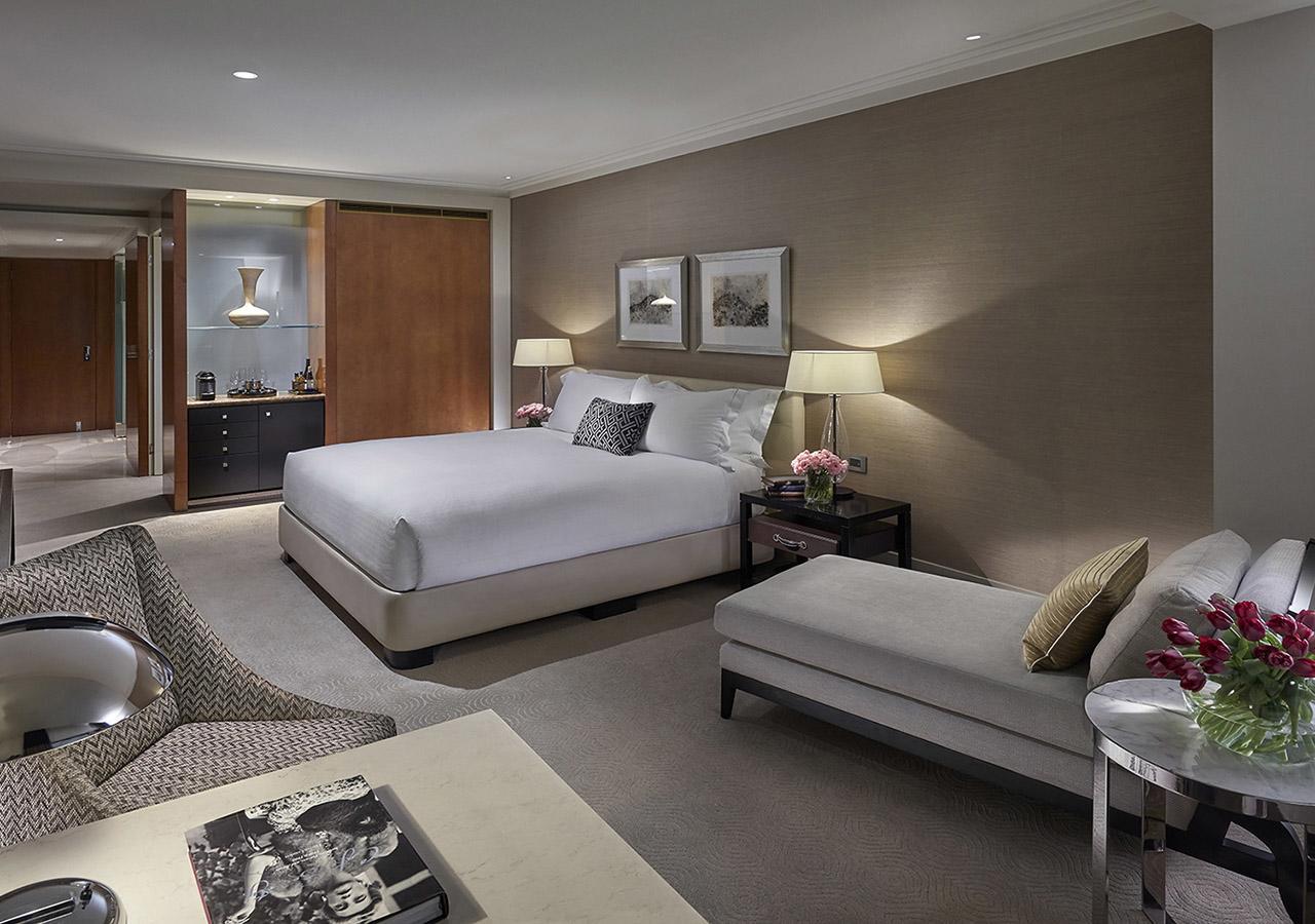 Crown Towers Hotel