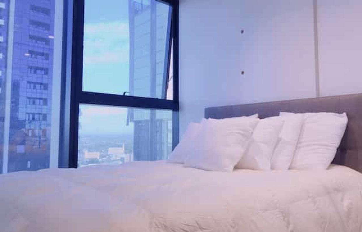 Victoria One 2 Bedroom 2 Bathroom Apartment *