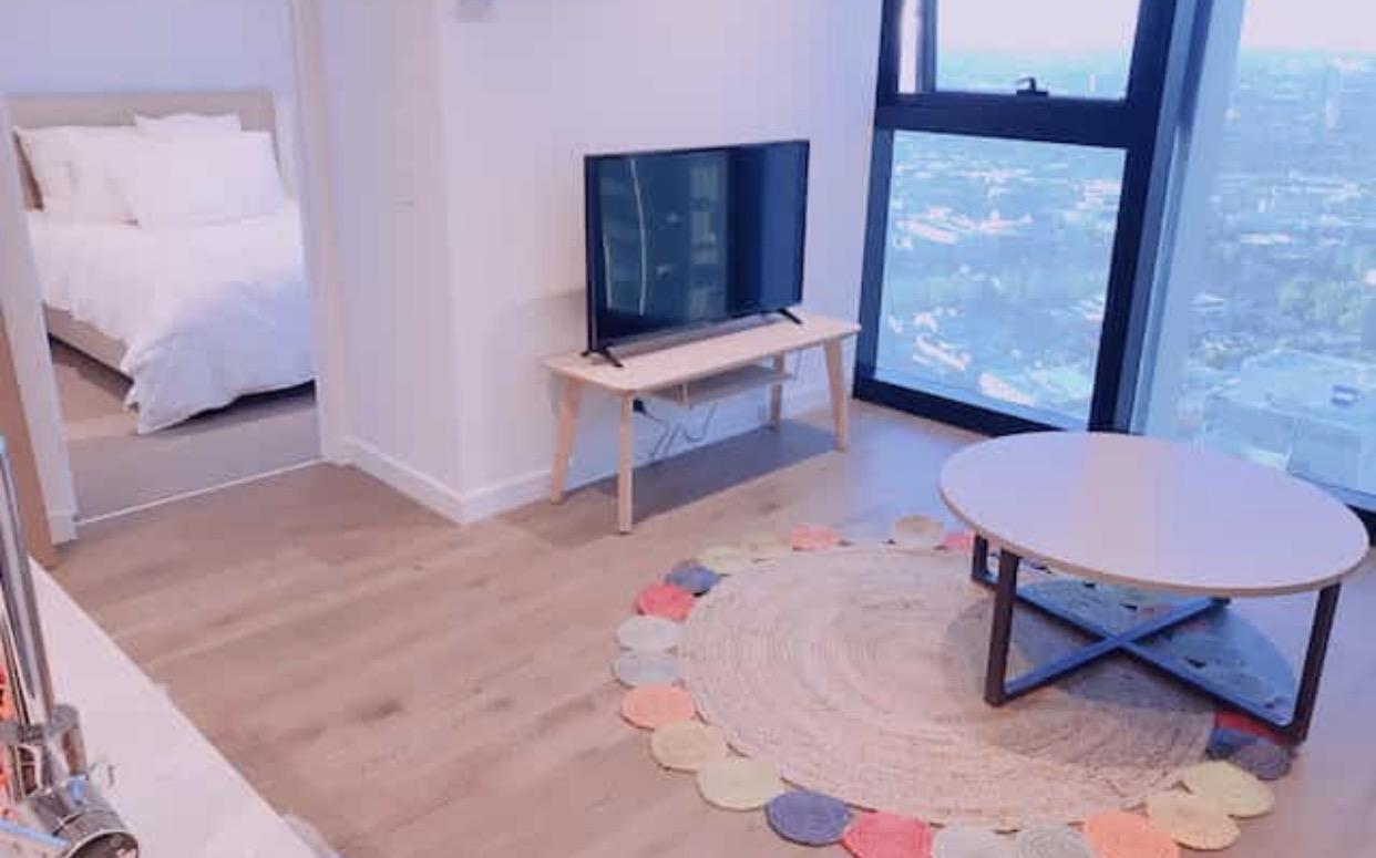 Victoria One 2 Bedroom 2 Bathroom *