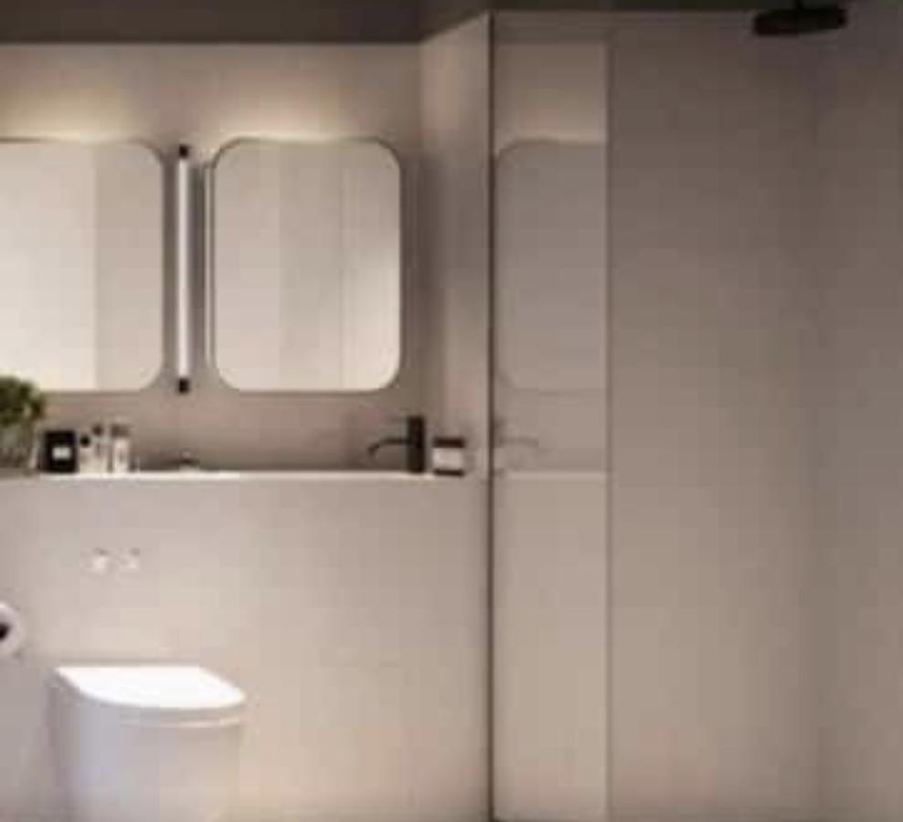 Apartment Victoria One 2 Bedroom 2 Bathroom *