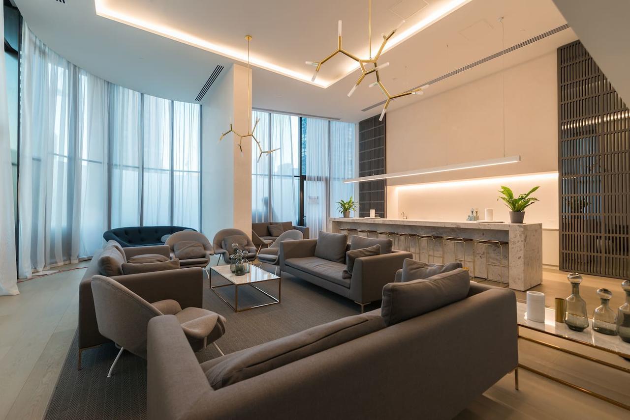 Eq Tower Luxury 2 Bedroom Skyline Cbd