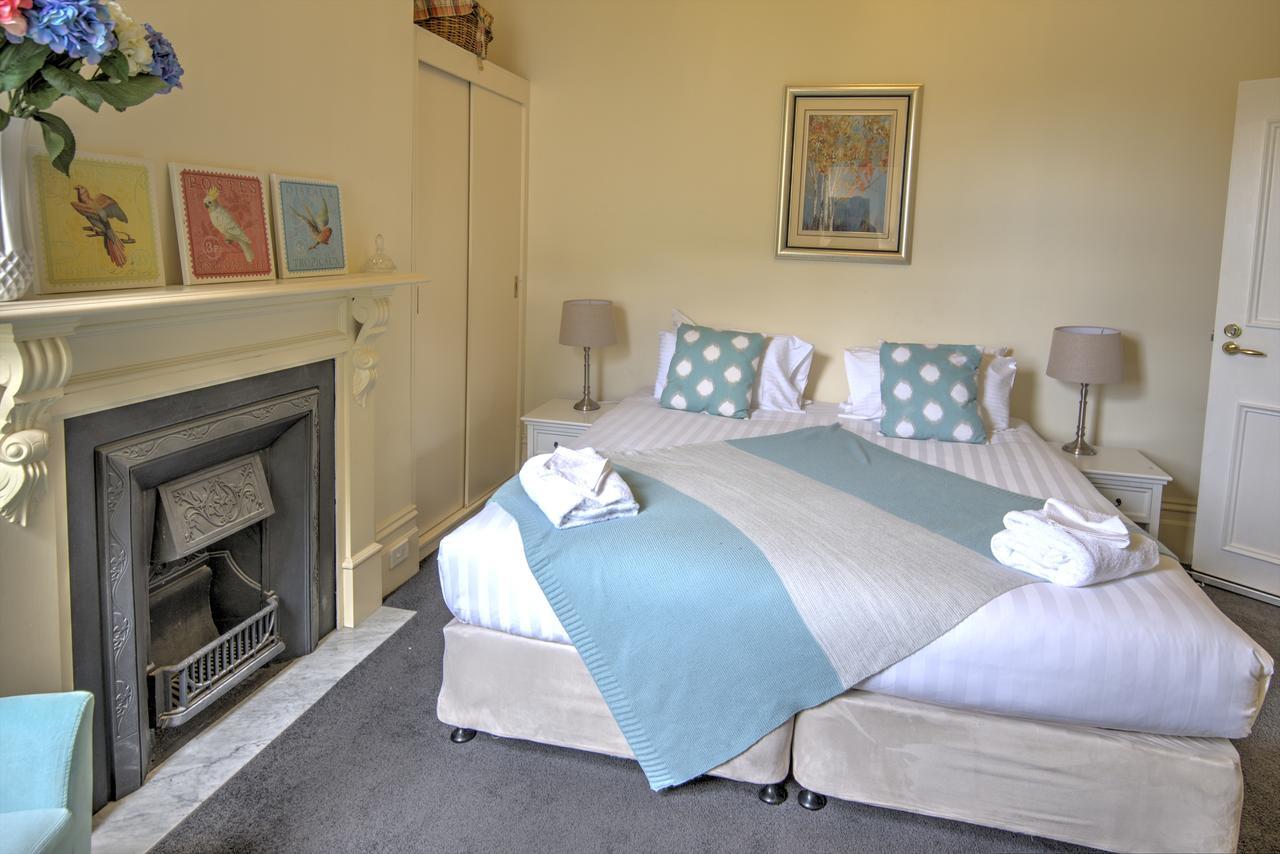 Beautiful Victorian Mansion By The Sea - 7 Bedrooms, 7 Bathrooms Holiday home Melbourne