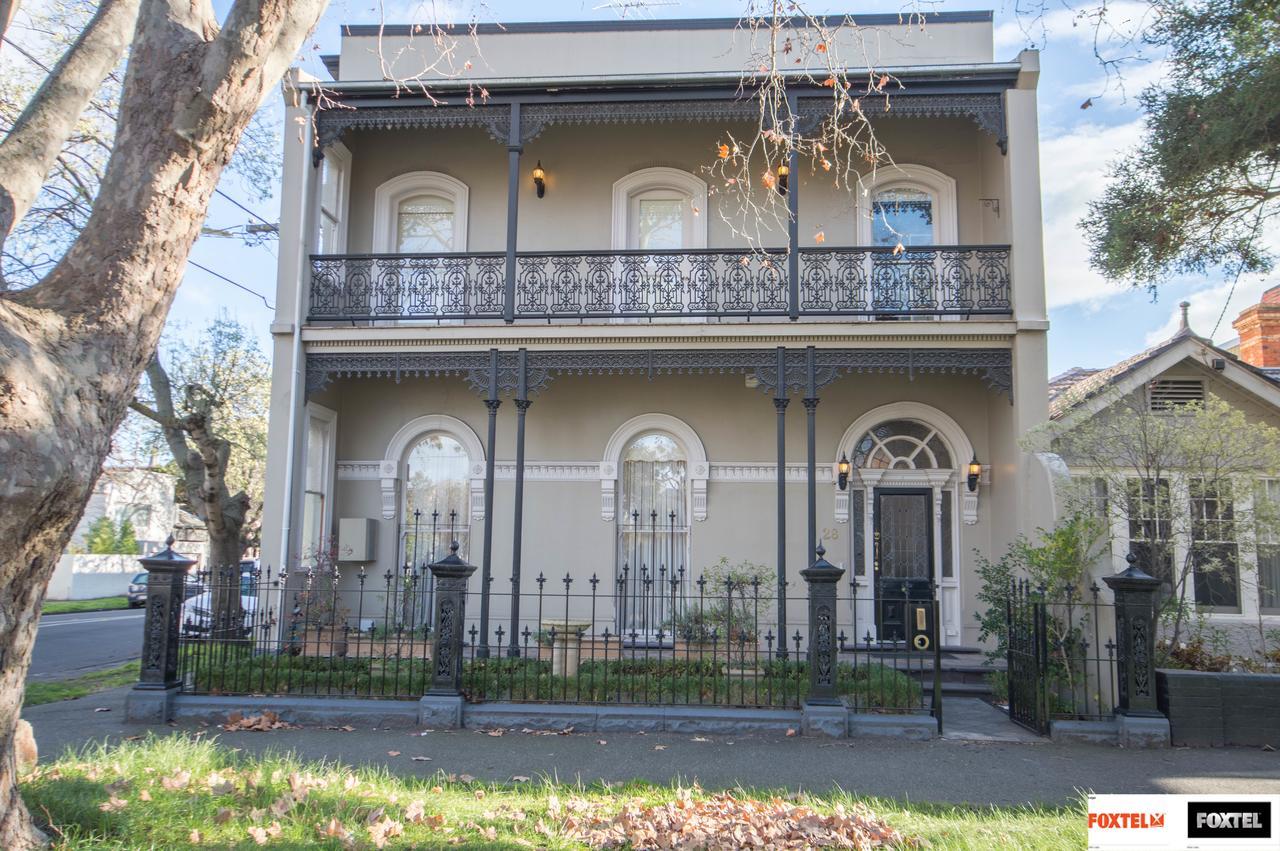 Beautiful Victorian Mansion By The Sea - 7 Bedrooms, 7 Bathrooms Holiday home Melbourne