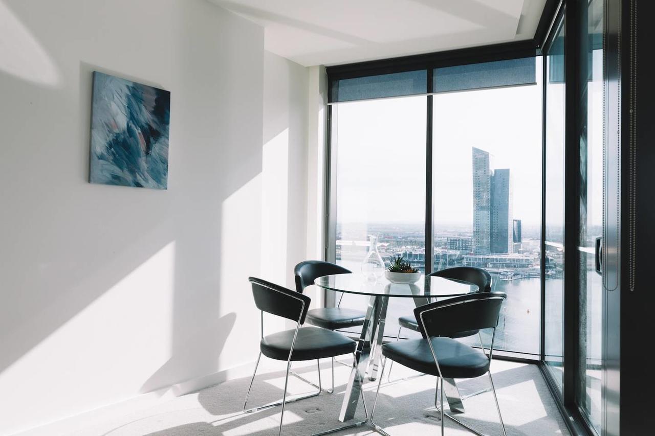 Experience Waterfront Luxury With Views Melbourne
