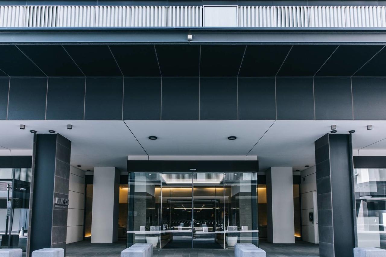 Experience Waterfront Luxury With Views * Melbourne
