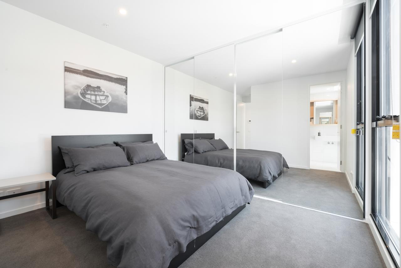 Collingwood Cribs