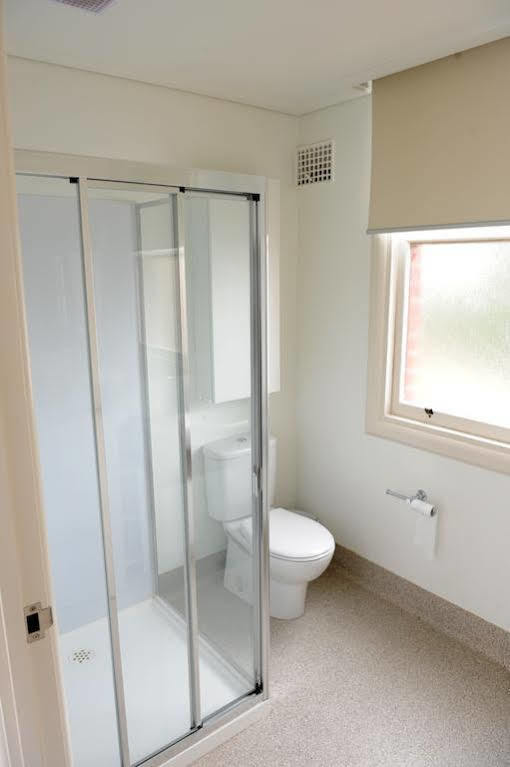 Hostel Yarra House